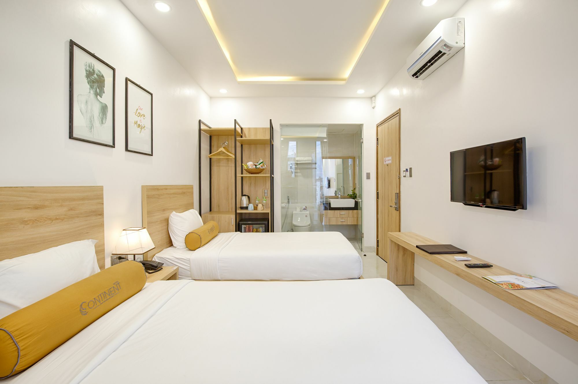 Continent Hotel Da Nang Buitenkant foto